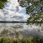 Przy Jeziorze Nr 1 Апартаменты *